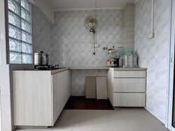 Blk 2 Hougang Avenue 3 (Hougang), HDB 3 Rooms #596706621